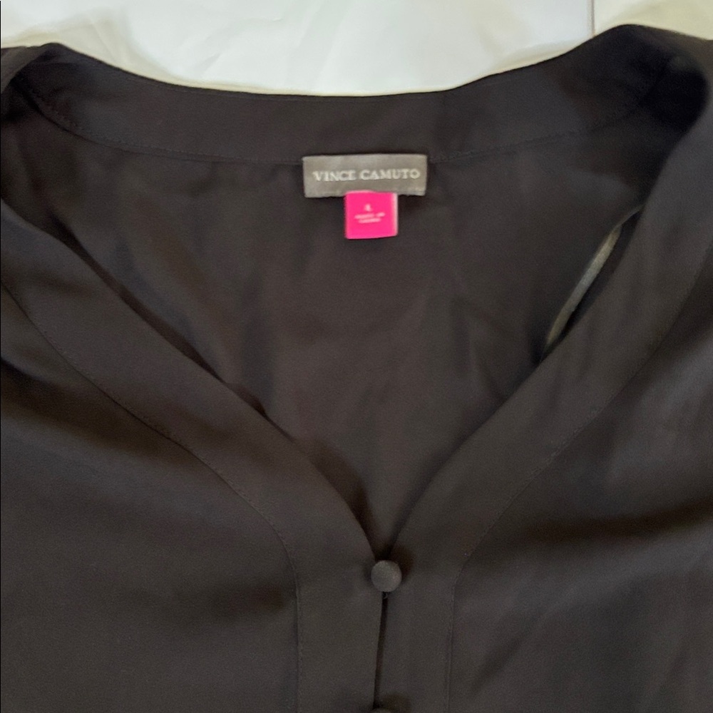 Vince Camuto V-Neck Button Tie Blouse Black Short Sleeve Top Sz L - Picture 2 of 8